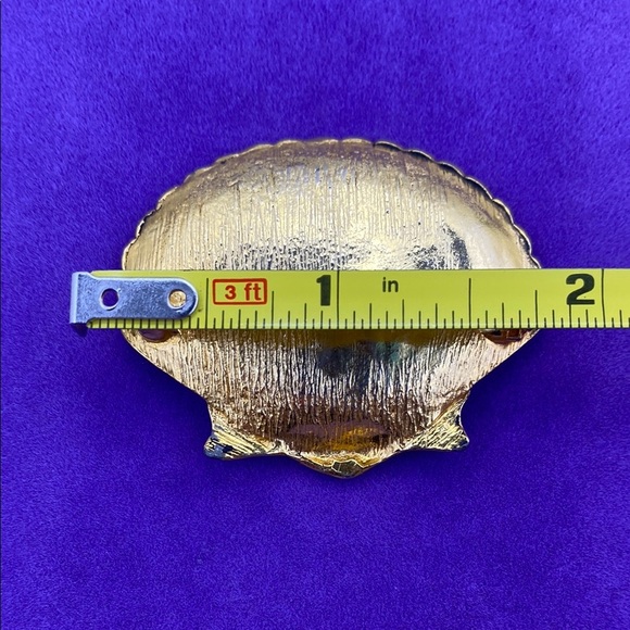 💛 Vintage Gold & Green Jade Chip Shell Brooch - Picture 2 of 4